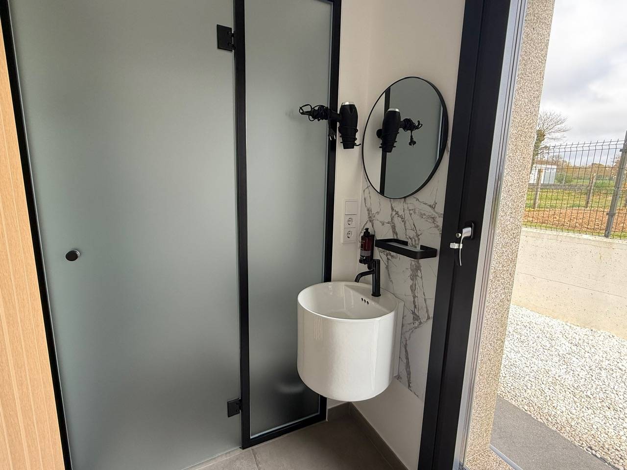 alberguesanlorenzobruma_habitacion_triple_4